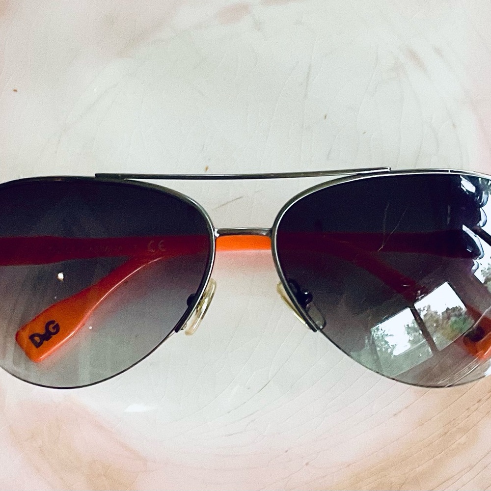 DOLCE & GABANNA SUNGLASSES